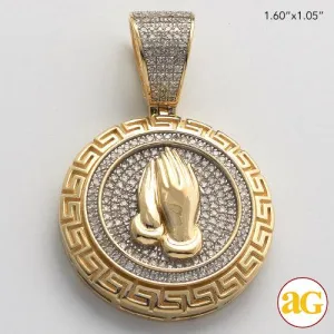 10KY 0.65CTW DIAMOND PRAYING HANDS MEDALLION
