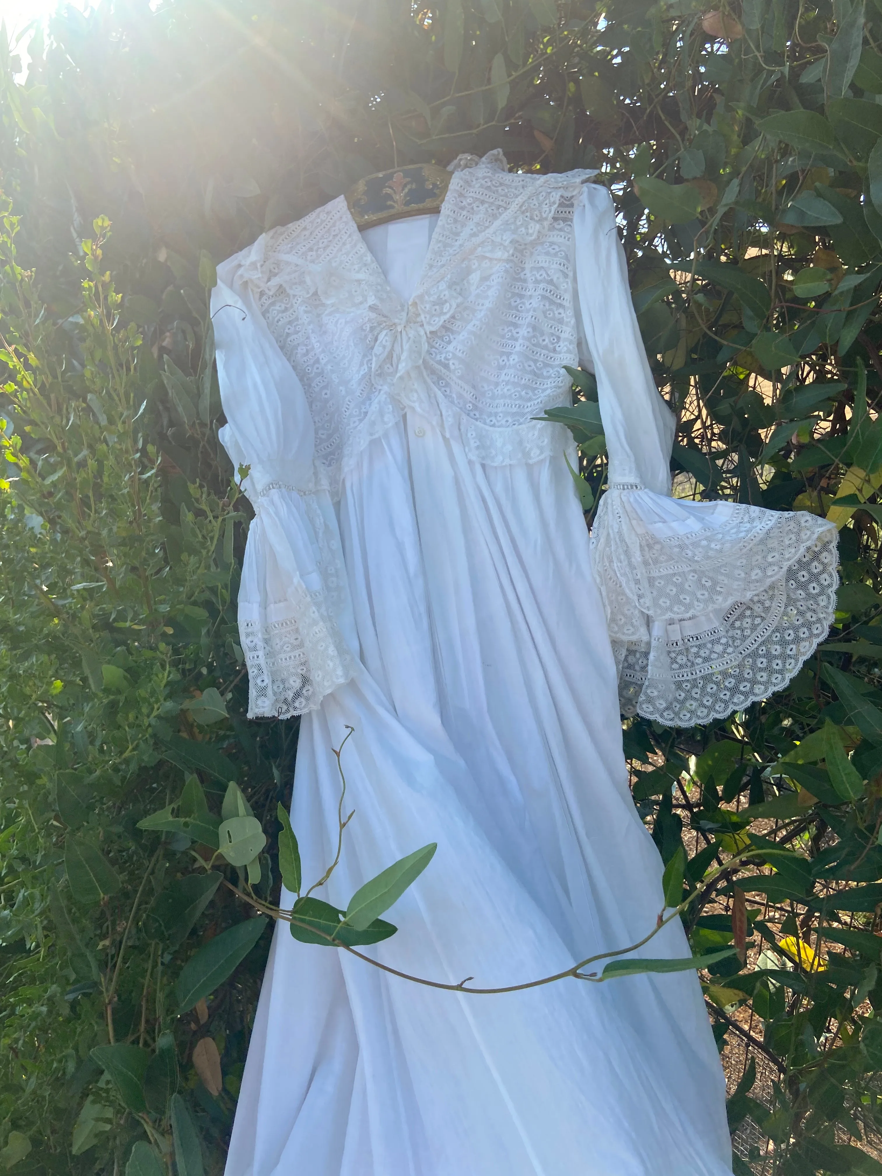 1890s Trousseau Cotton Leg O Mutton Gown