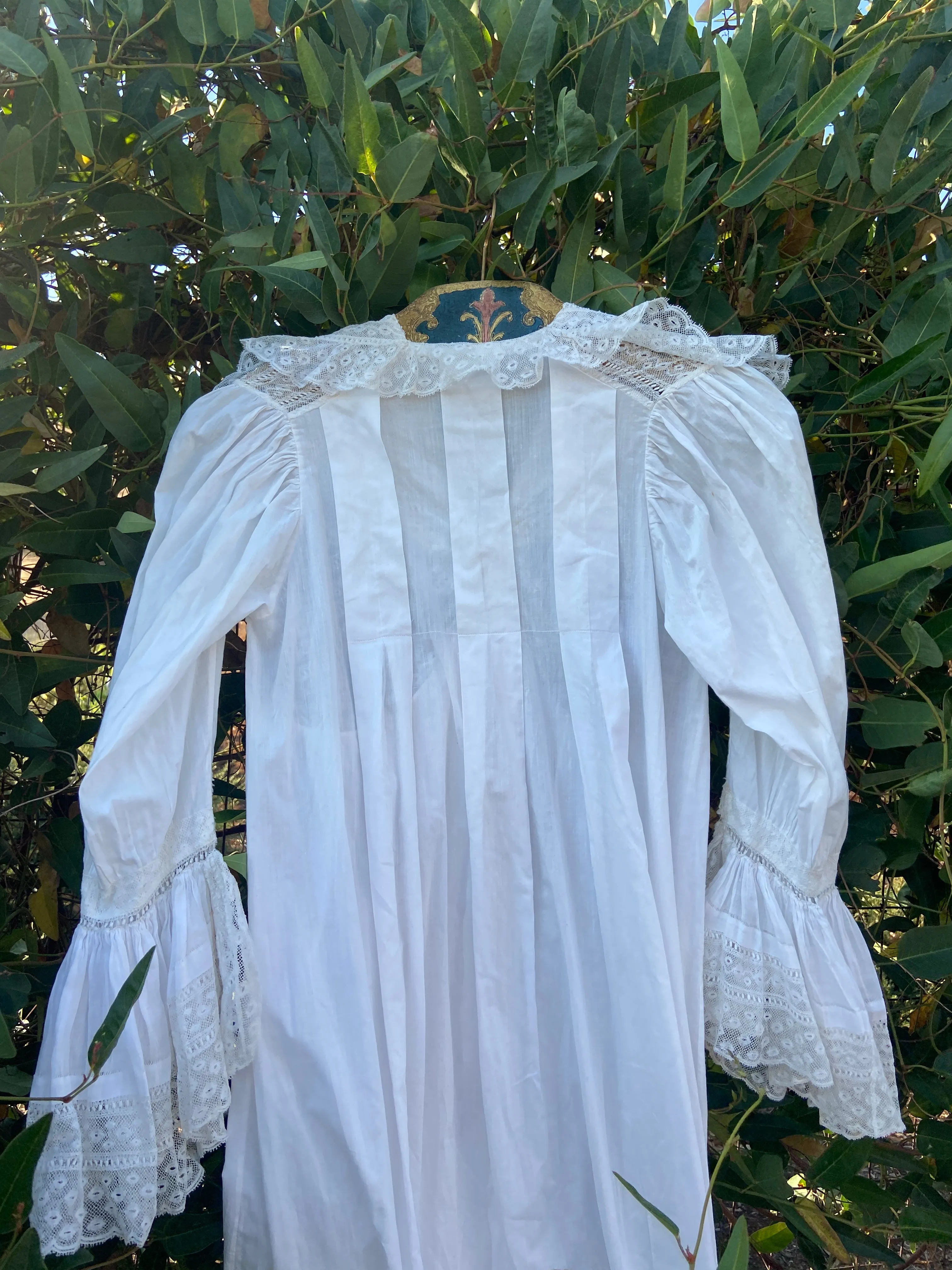 1890s Trousseau Cotton Leg O Mutton Gown
