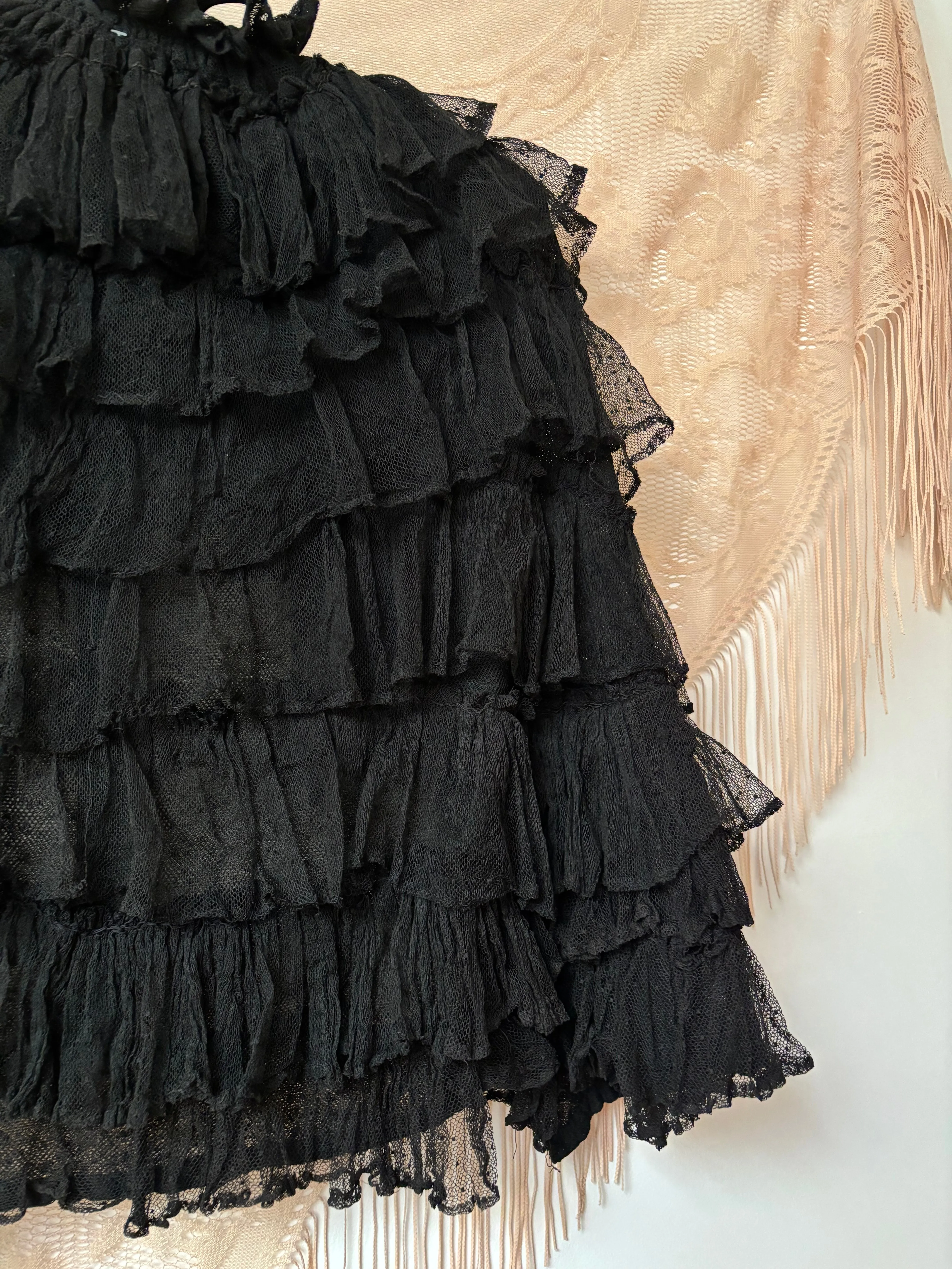 Antique Edwardian Tiered Ruffle Lace Tie Neck Mourning Cape