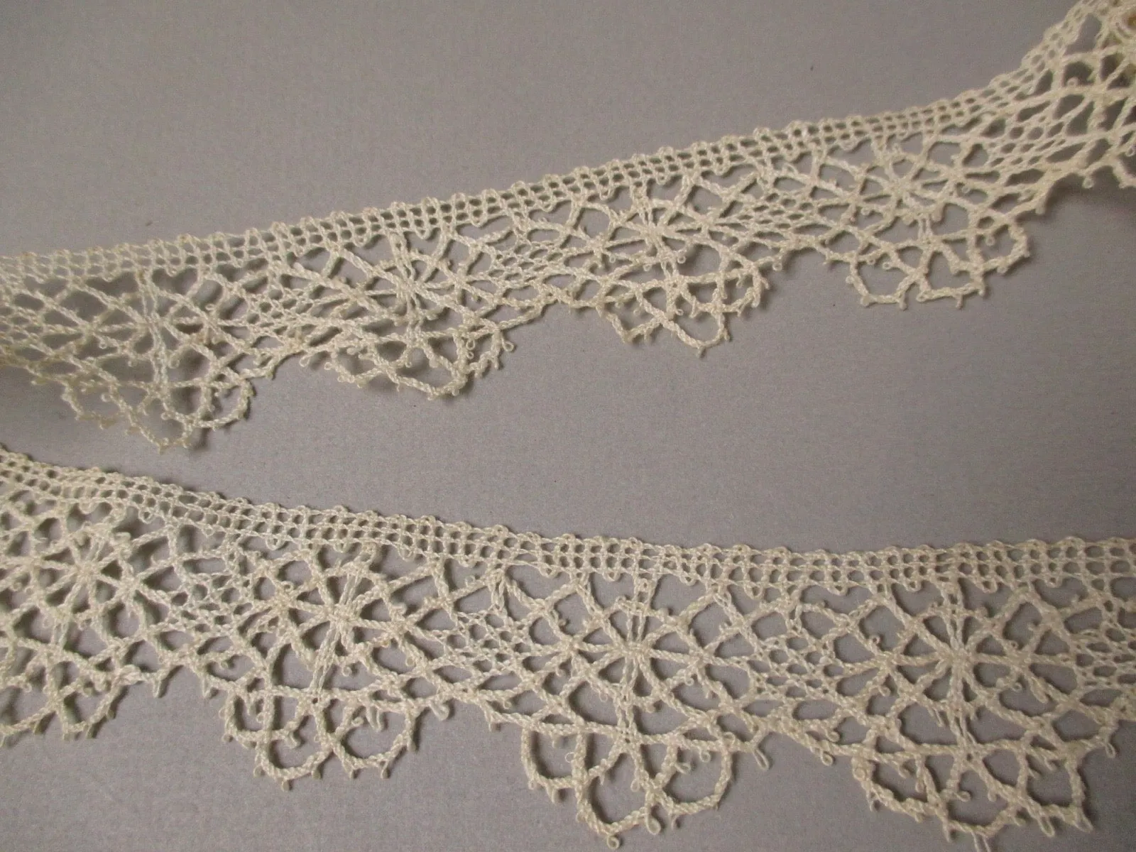 Antique Victorian Edge lace trim