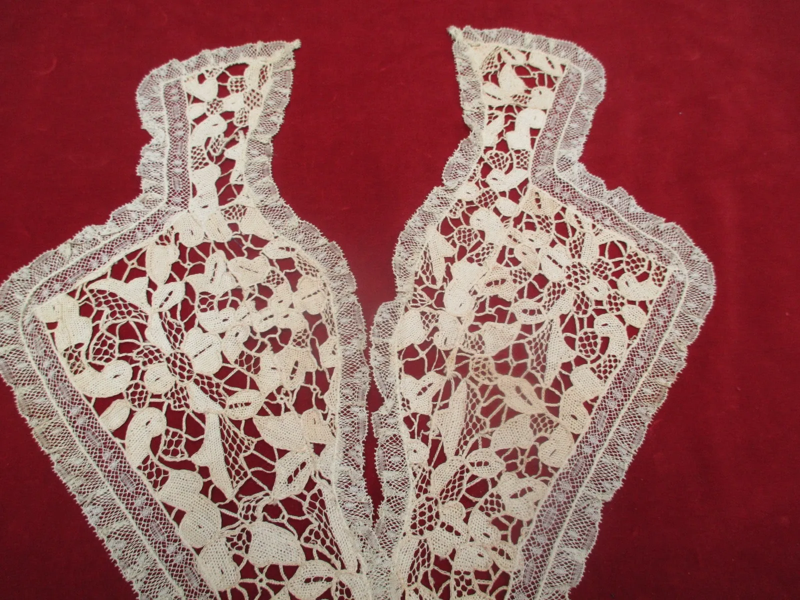 Antique Victorian Lace Collar