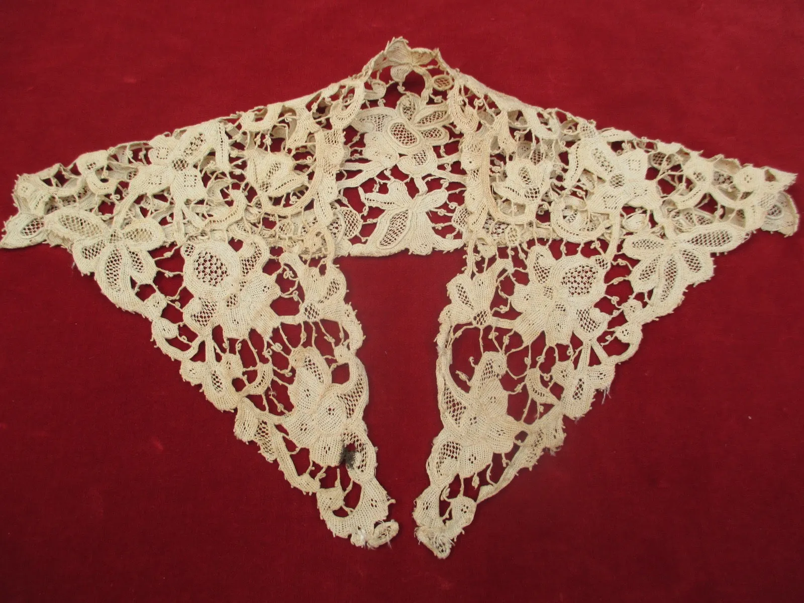 Antique Victorian Lace collar