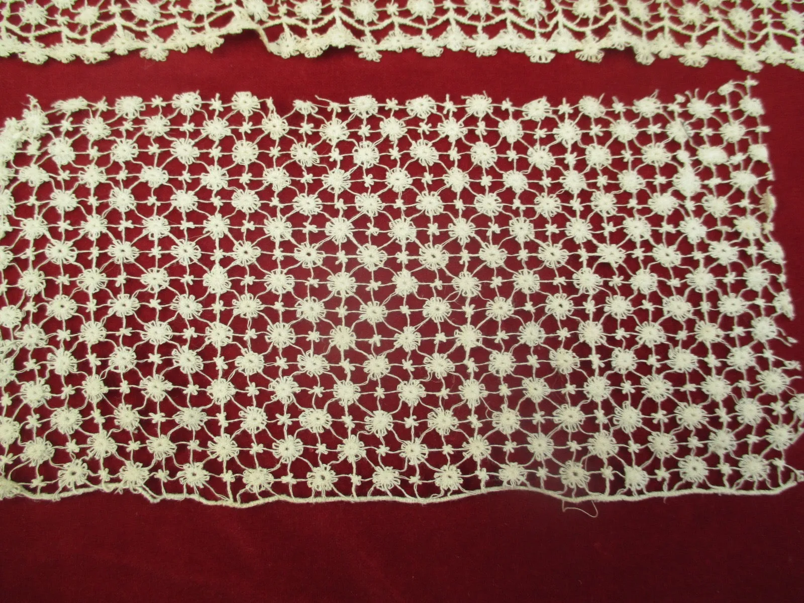 Antique Victorian Lace remnant 2 pieces