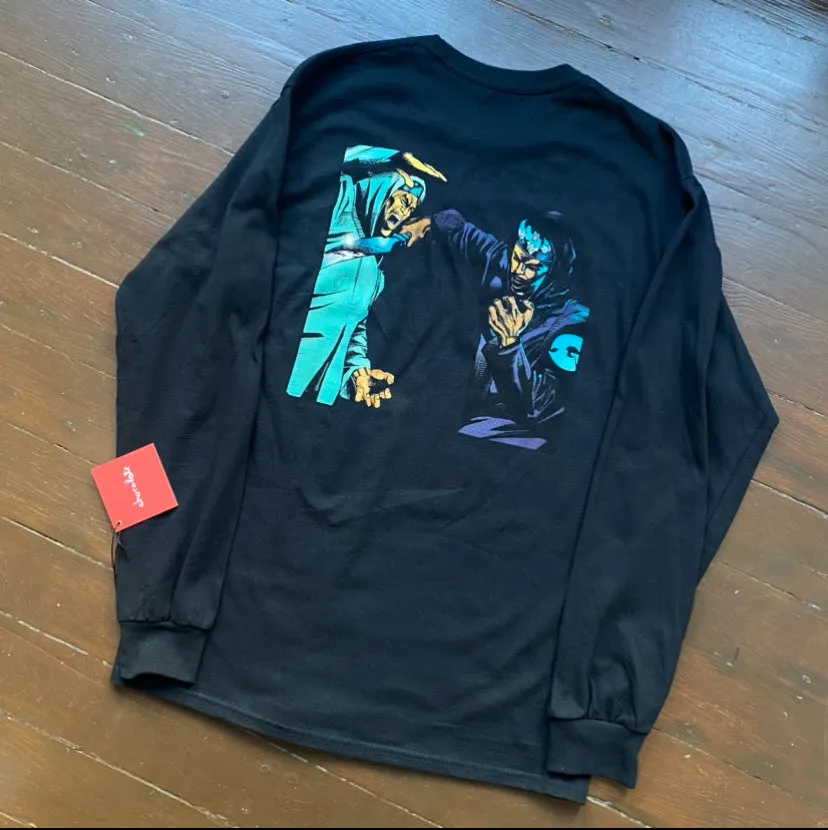 Chocolate Interscope Hip Hop 50 Liquid Sword LS Tee - Black