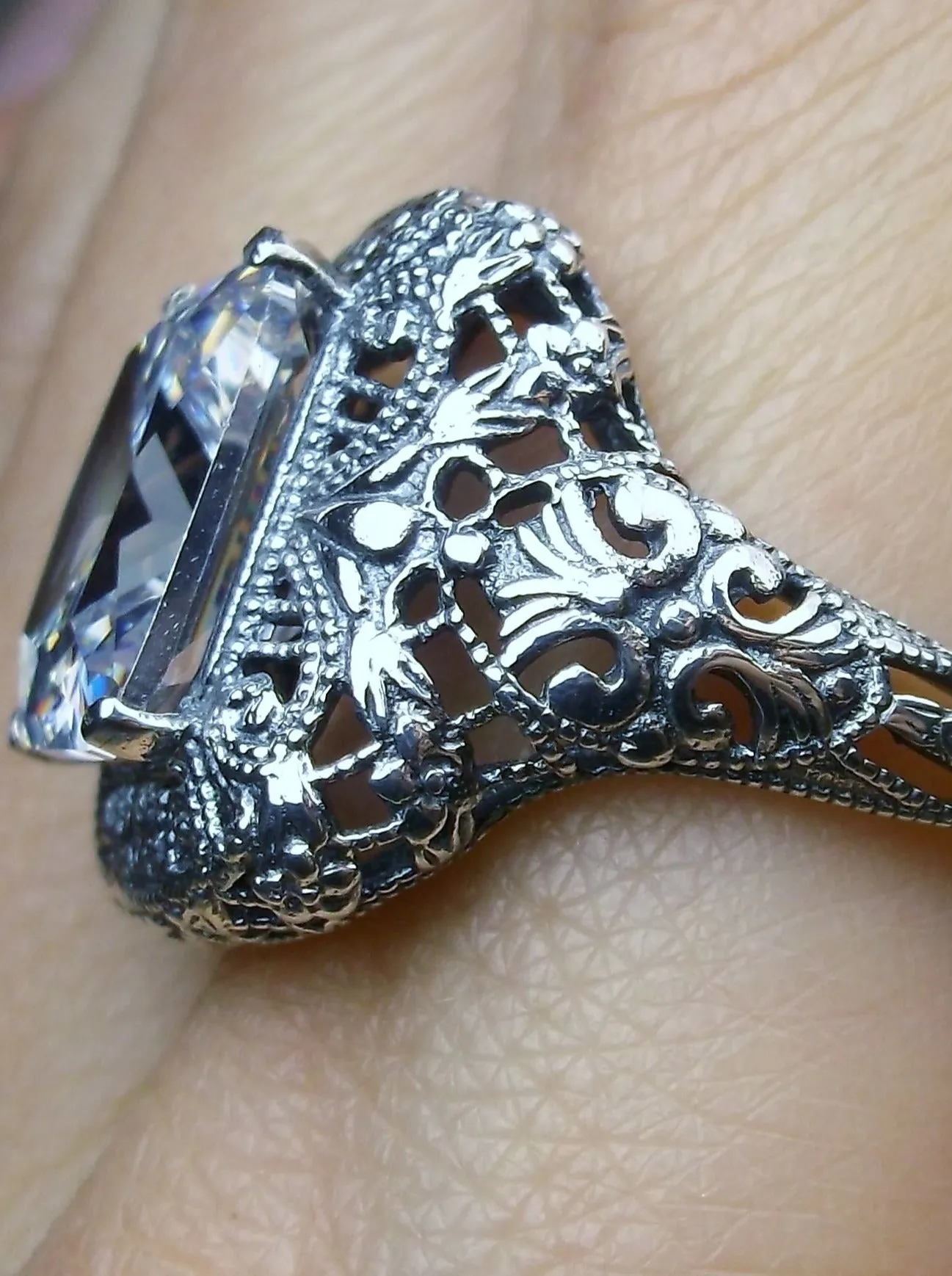 D149, Intricate Victorian Ring, Simulated Gem, Victorian Jewelry #D149