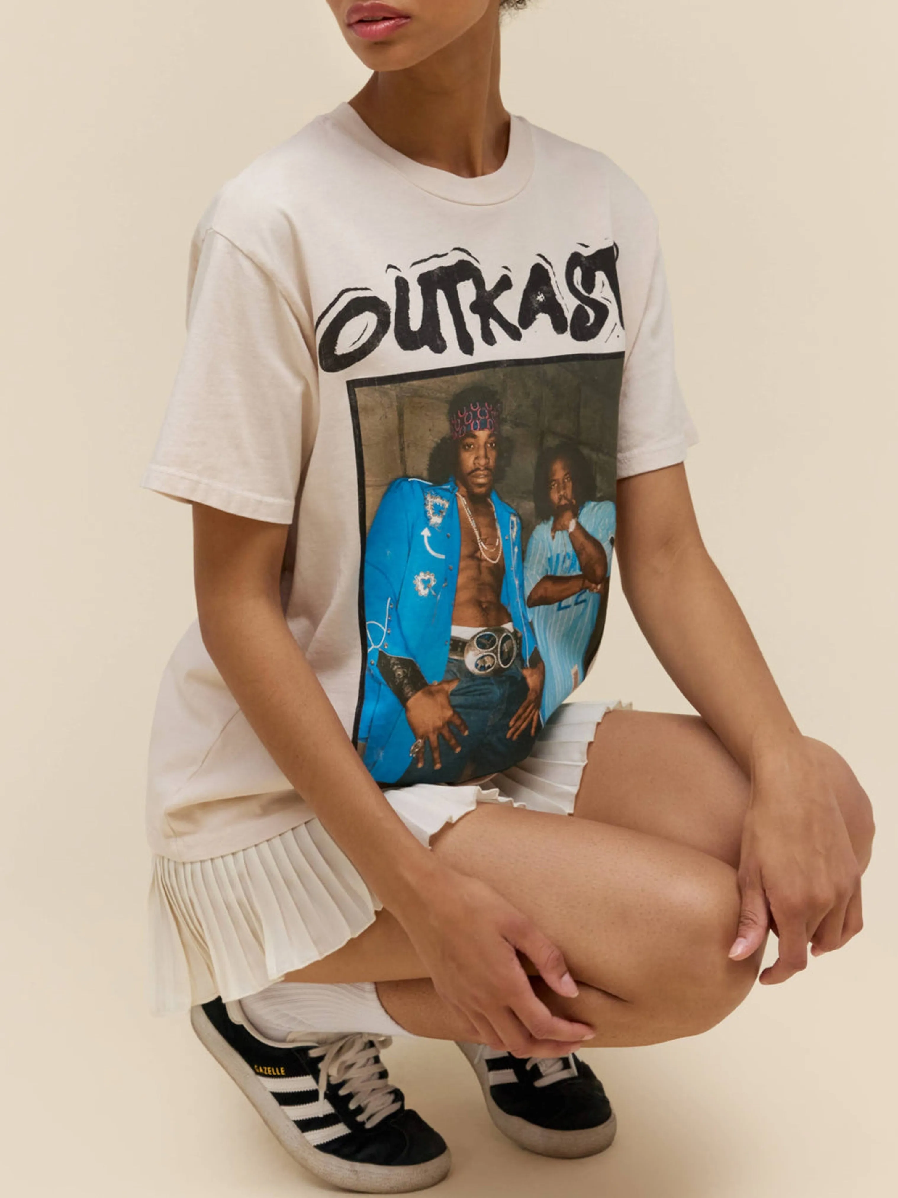 DAYDREAMER OutKast Photo Weekend Tee