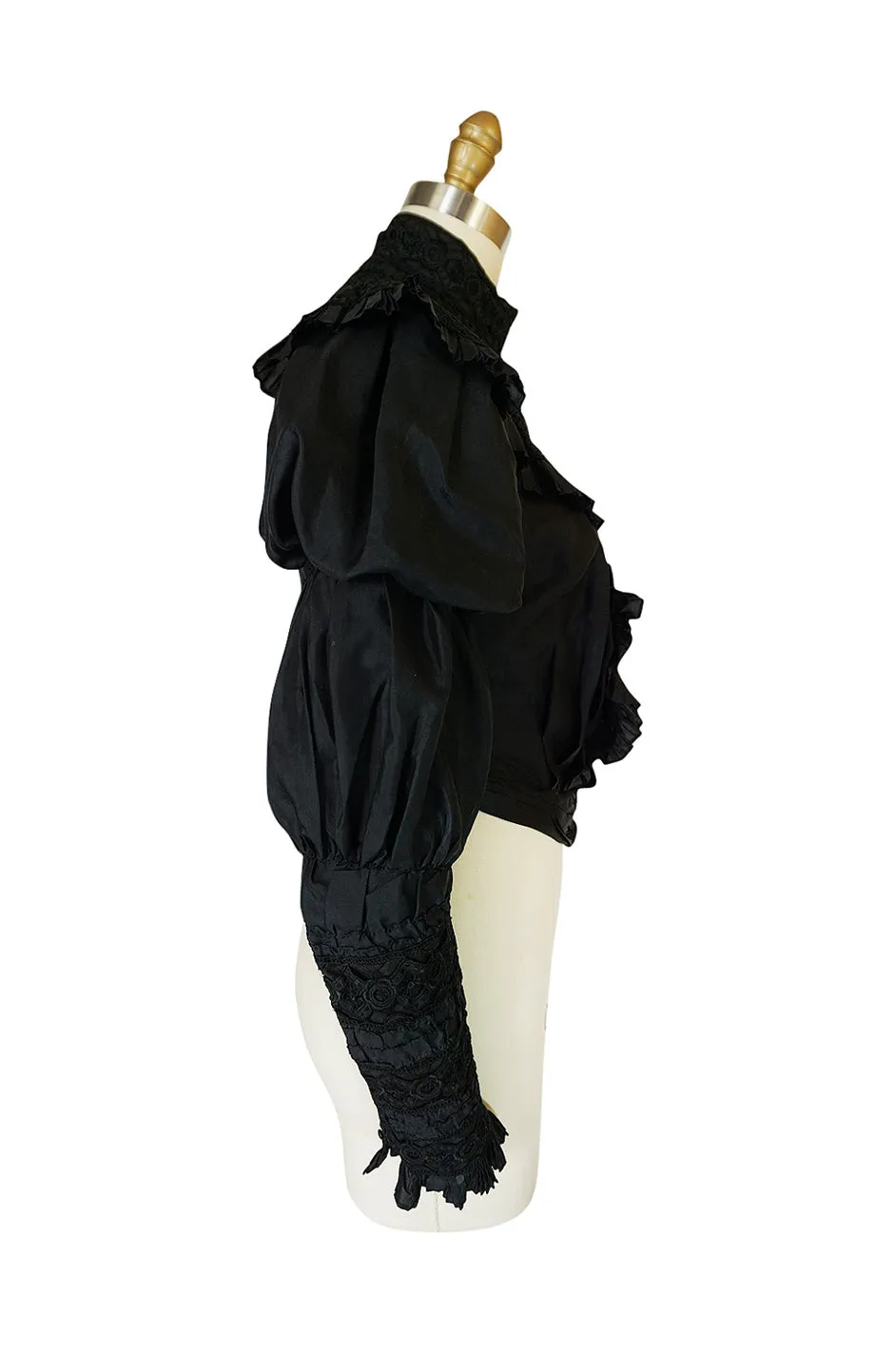 Exceptional Victorian Black Silk & Handmade Lace Top
