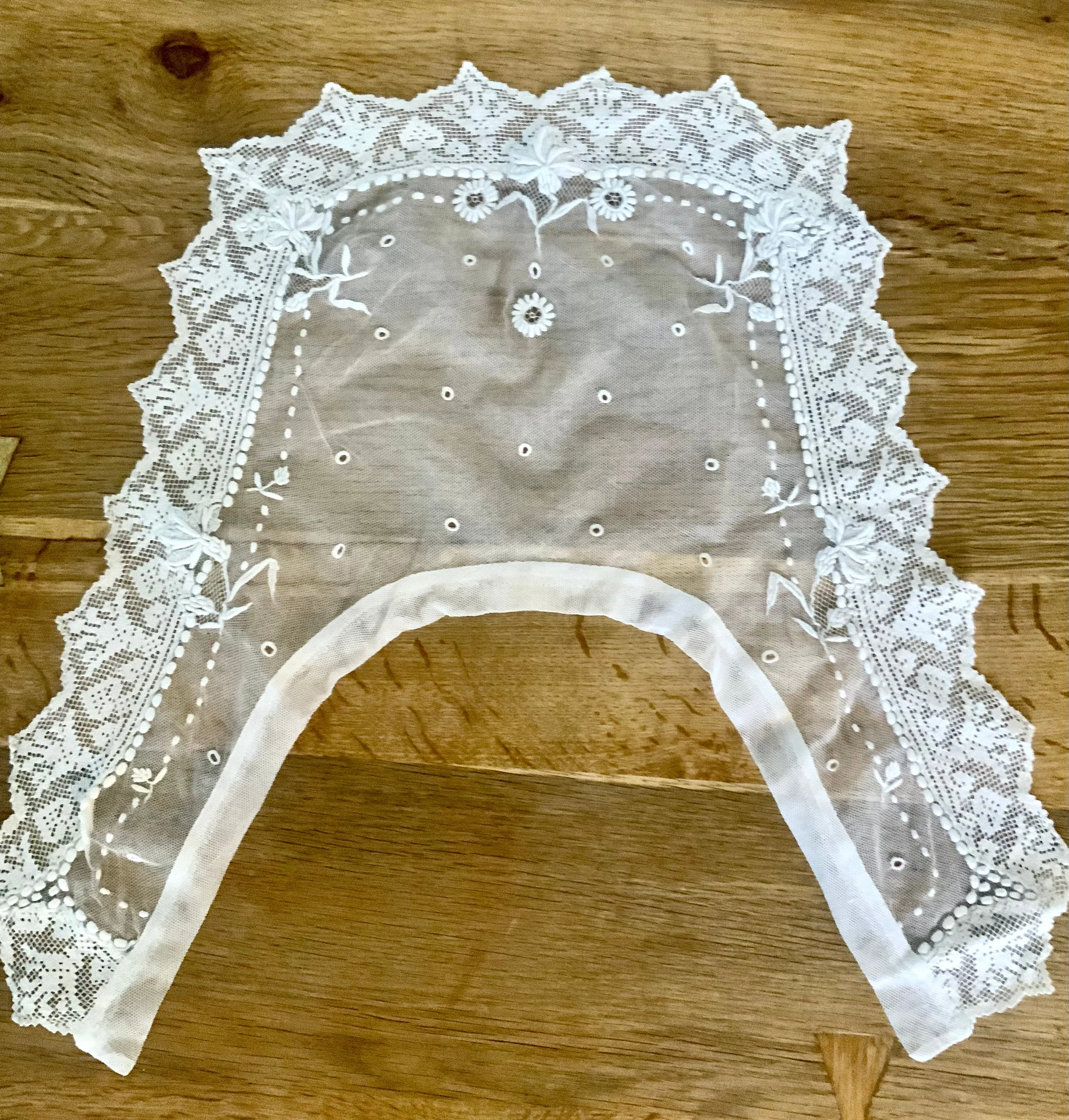 Filet Lace Collar - 1900