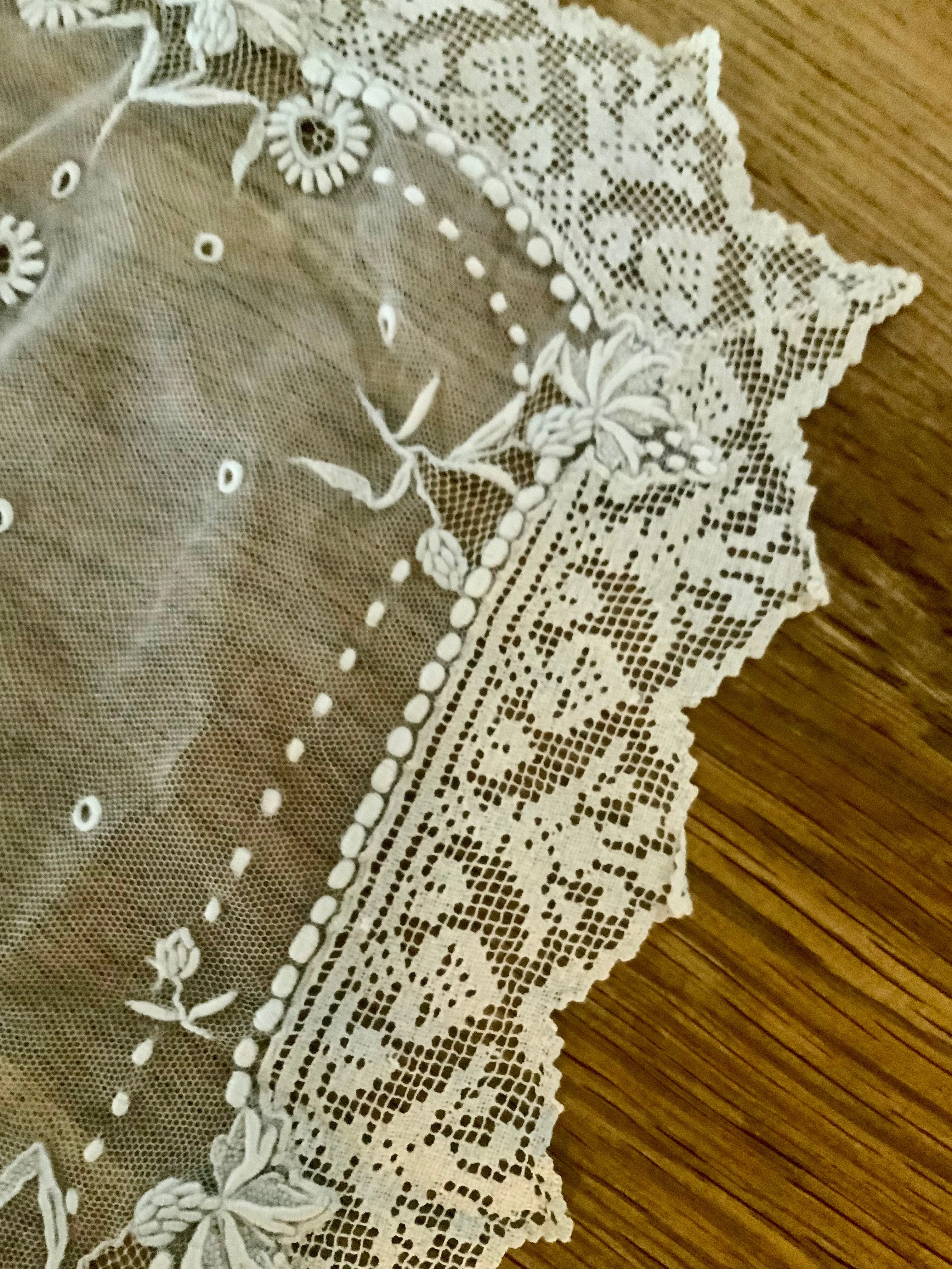 Filet Lace Collar - 1900