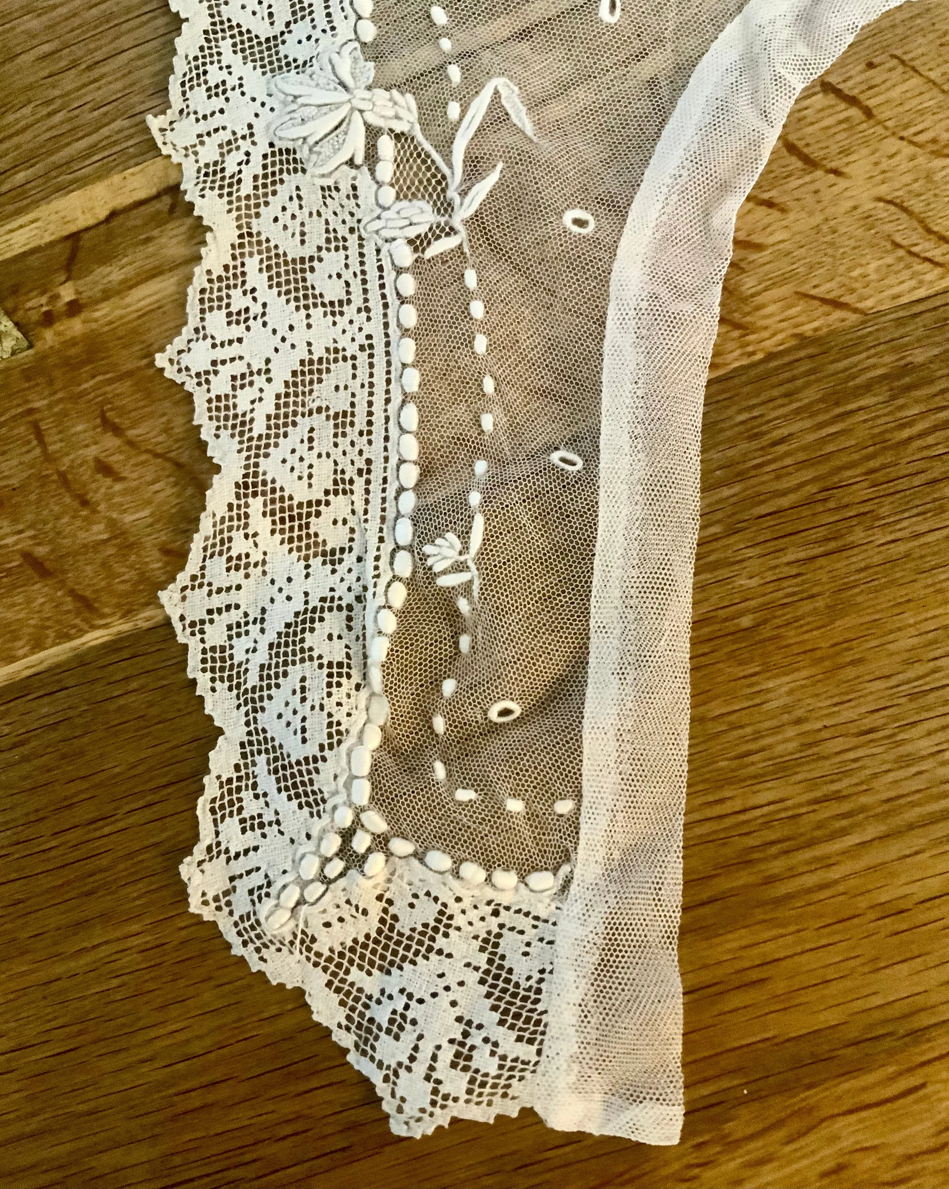 Filet Lace Collar - 1900