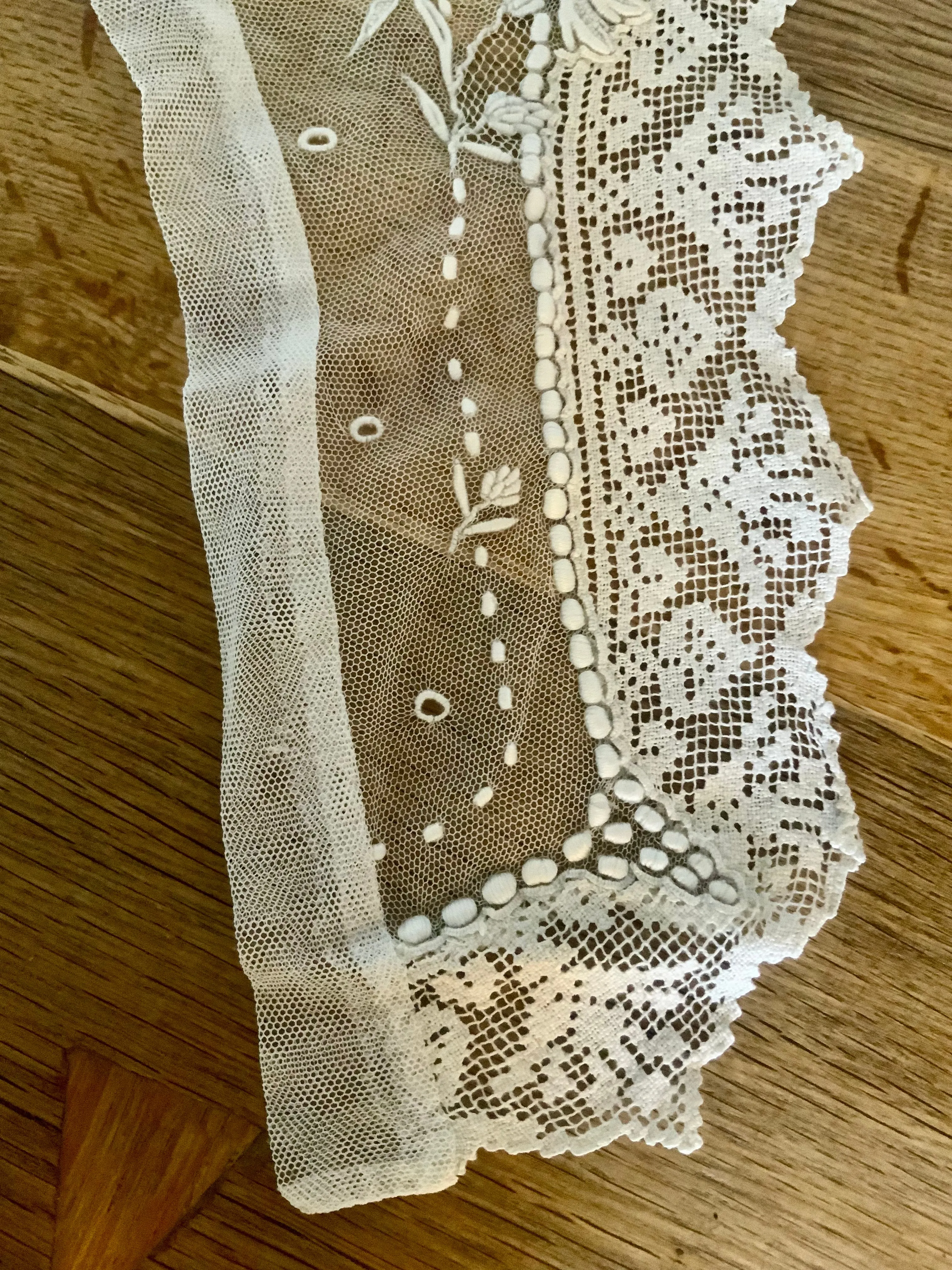 Filet Lace Collar - 1900