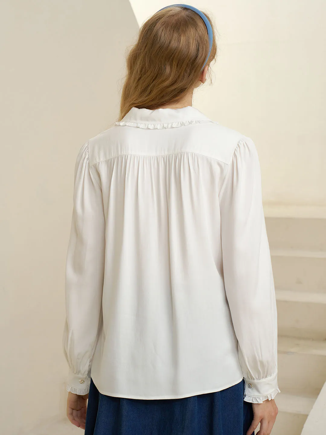 【Final Sale】Convallaria Floral Embroidered White Puff Top