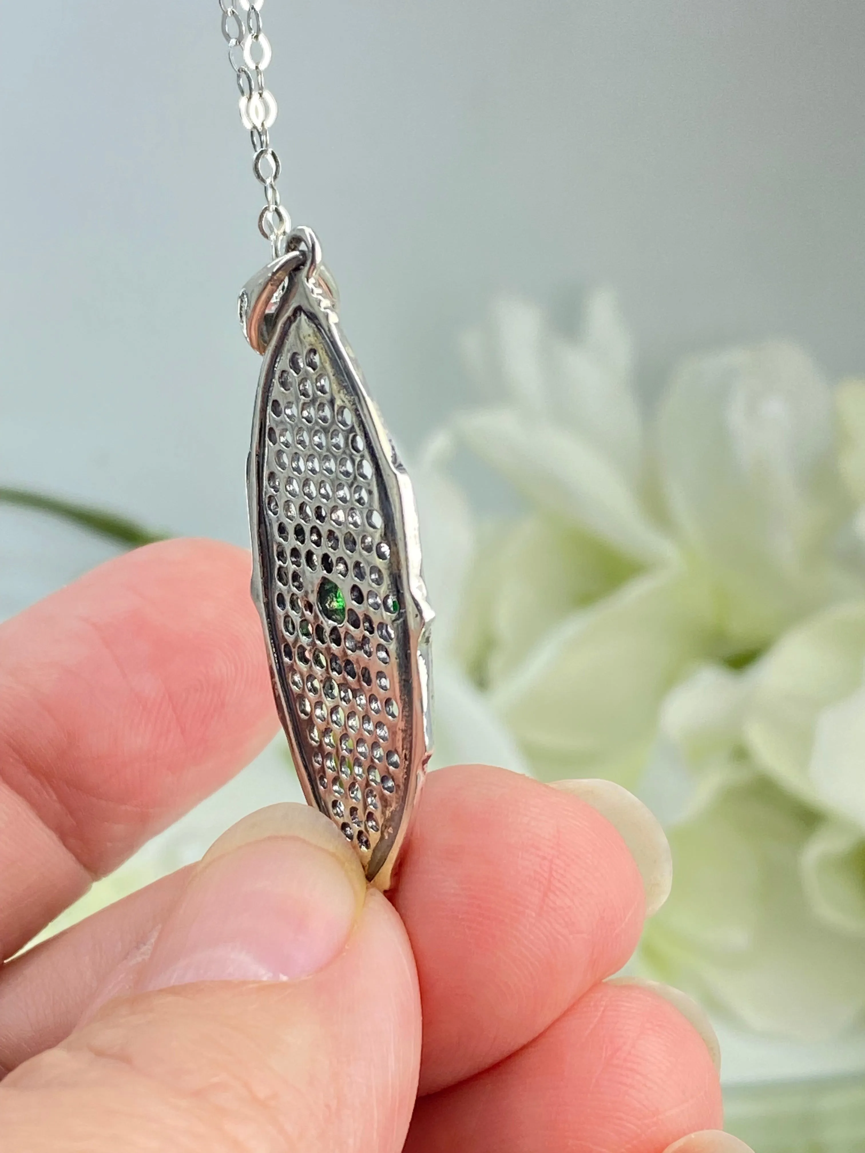 Green Emerald Flower Star Pendant, Round Gem, Vintage Necklace, Design#P20