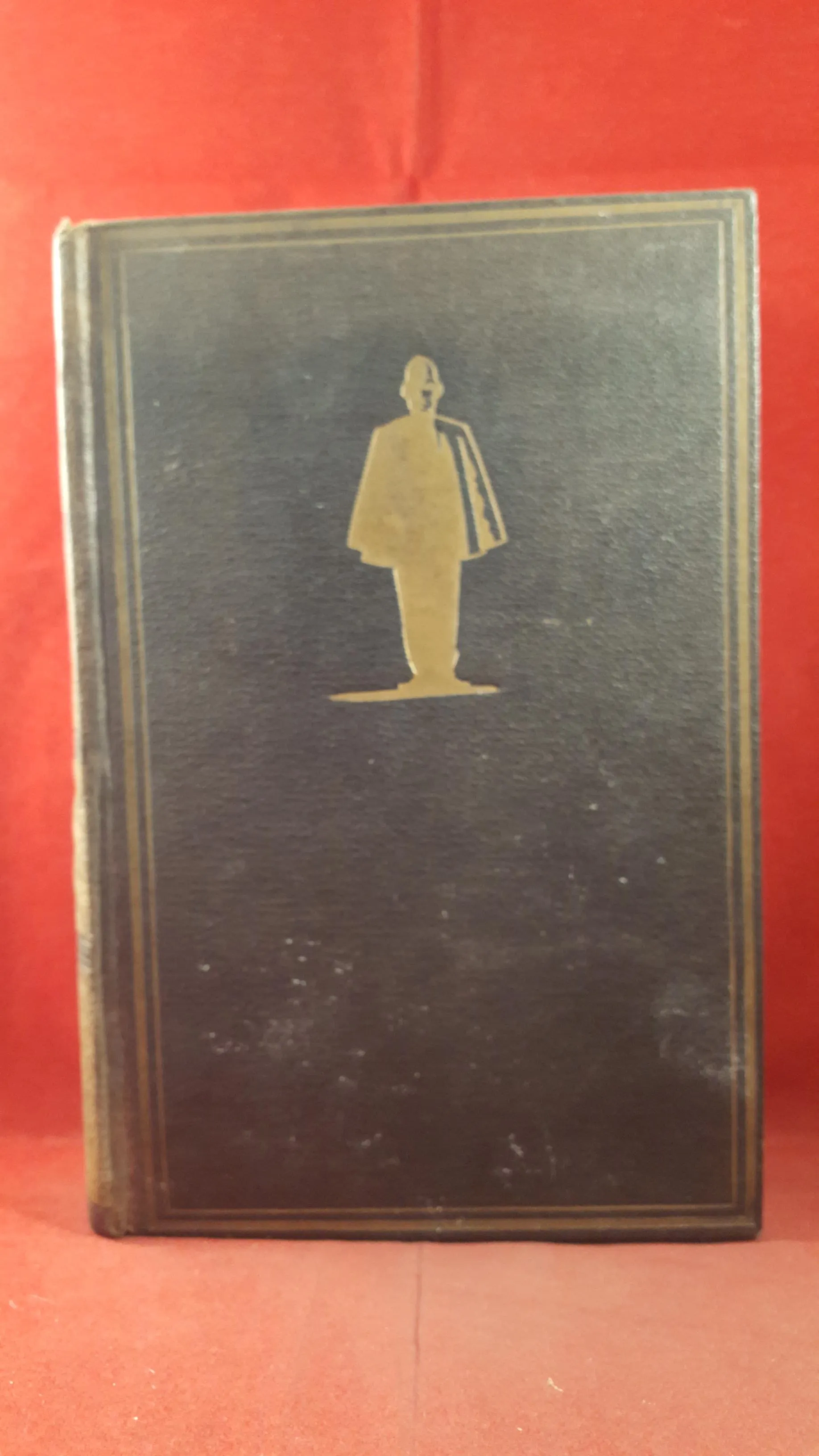 L P Hartley - Fifty Masterpieces of Mystery, Odhams Press, no date