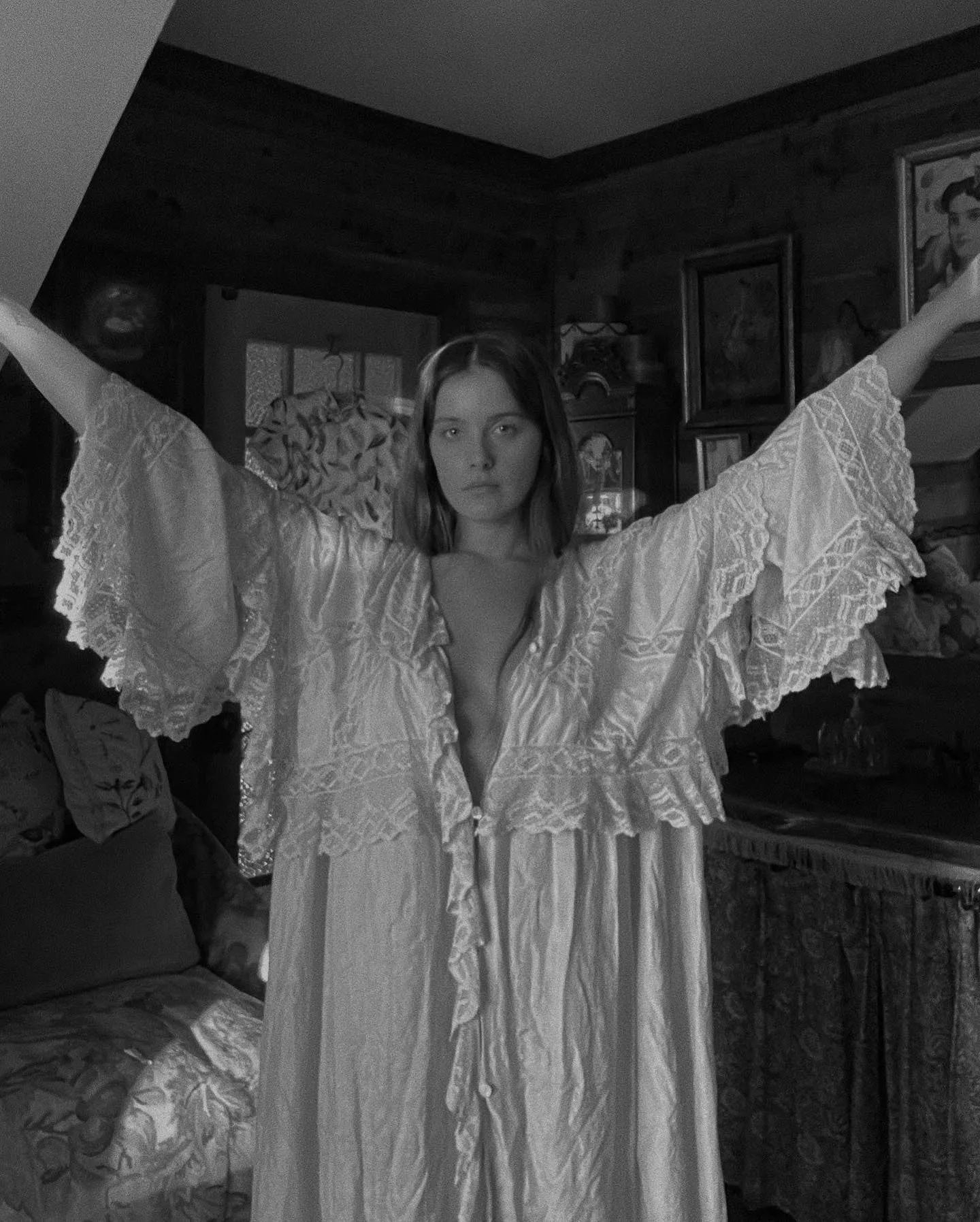 Late 1800s Silk Belle Epoque Peignoir