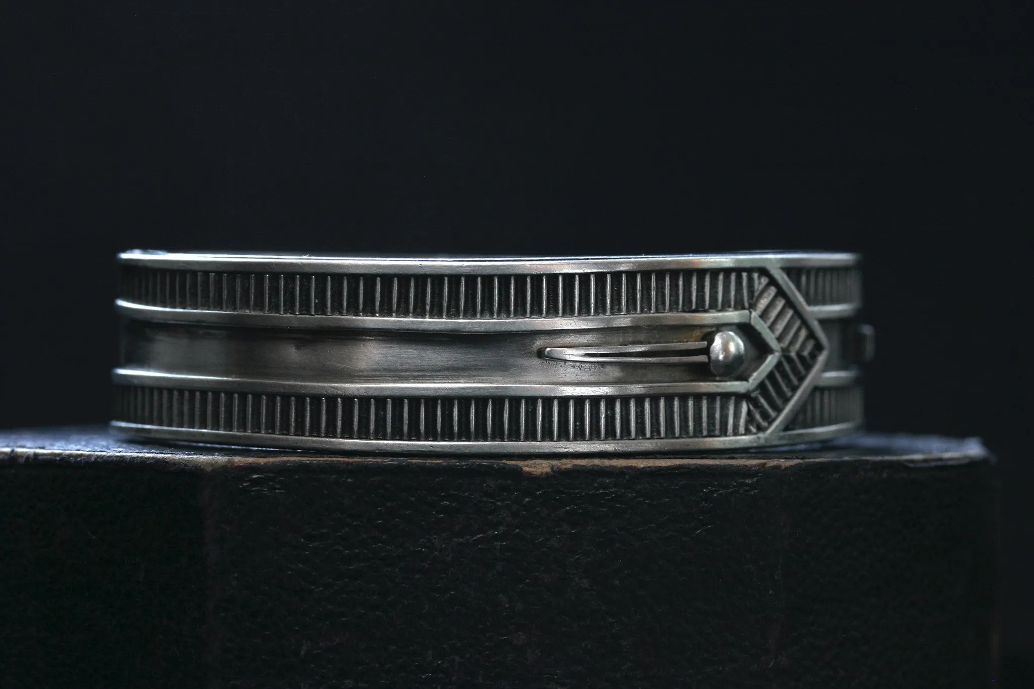 Late Victorian Sterling Shirt Cuff Bangle