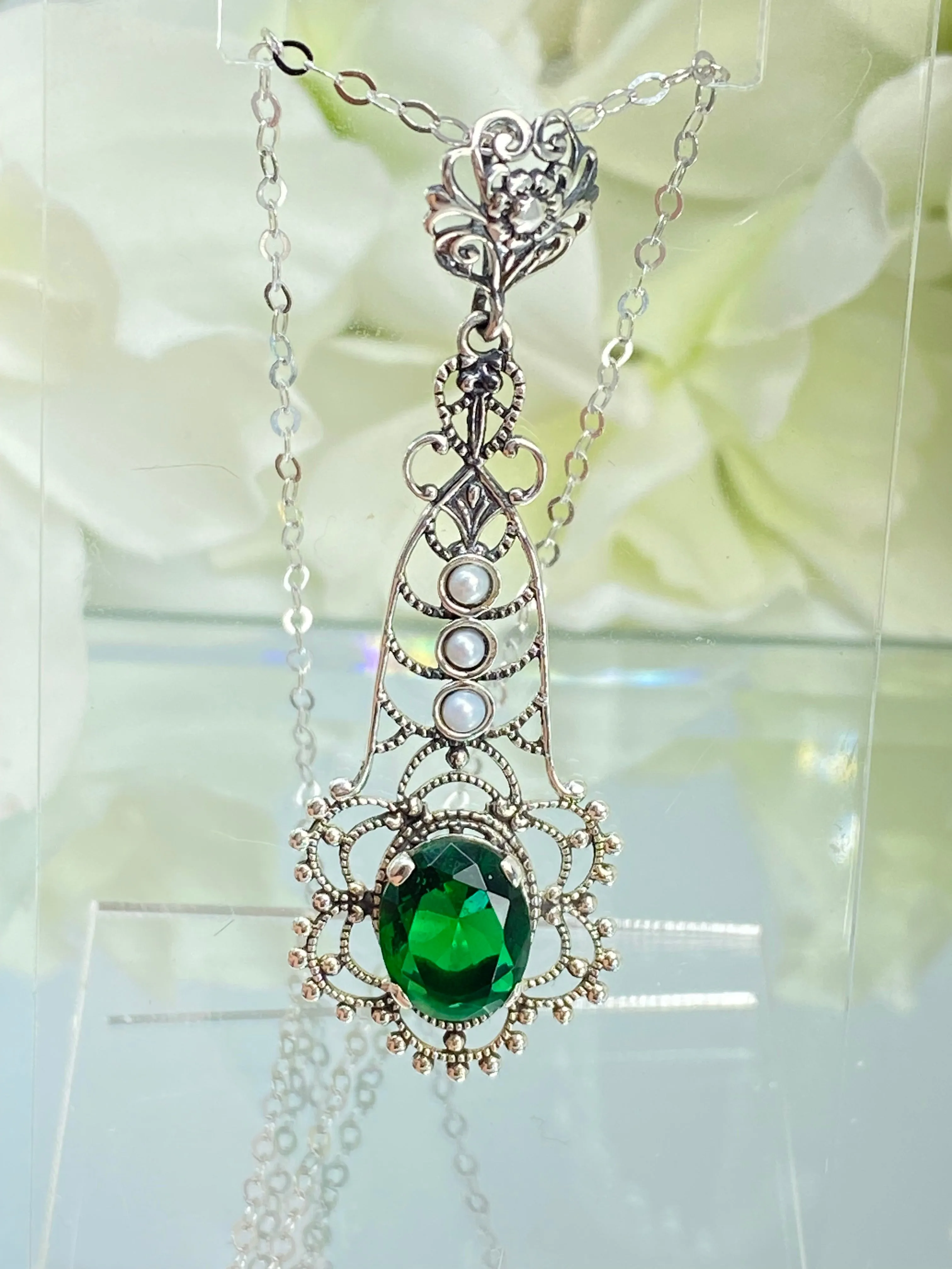 Lavaliere Pendant, Green Emerald Necklace #P17
