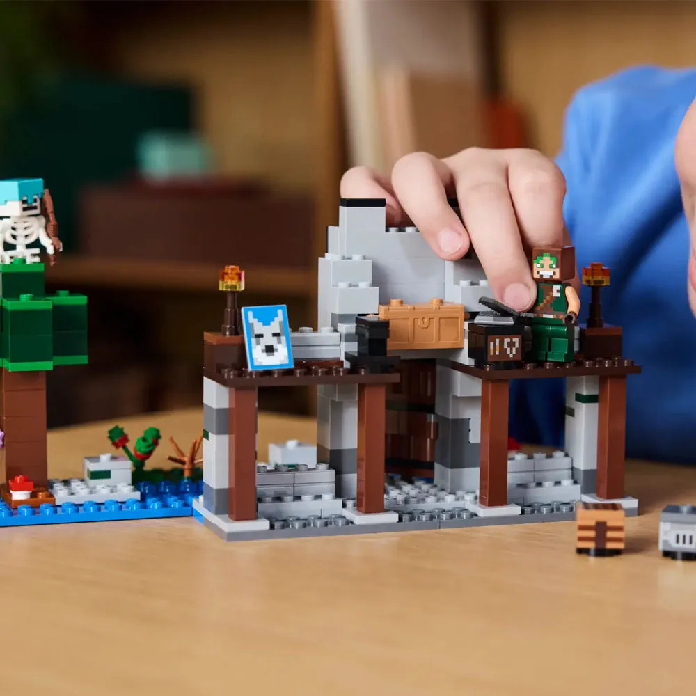 LEGO Minecraft The Wolf Stonghold - 21261