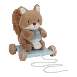 Little Dutch Pull-Along Squirrel - Forest Friends