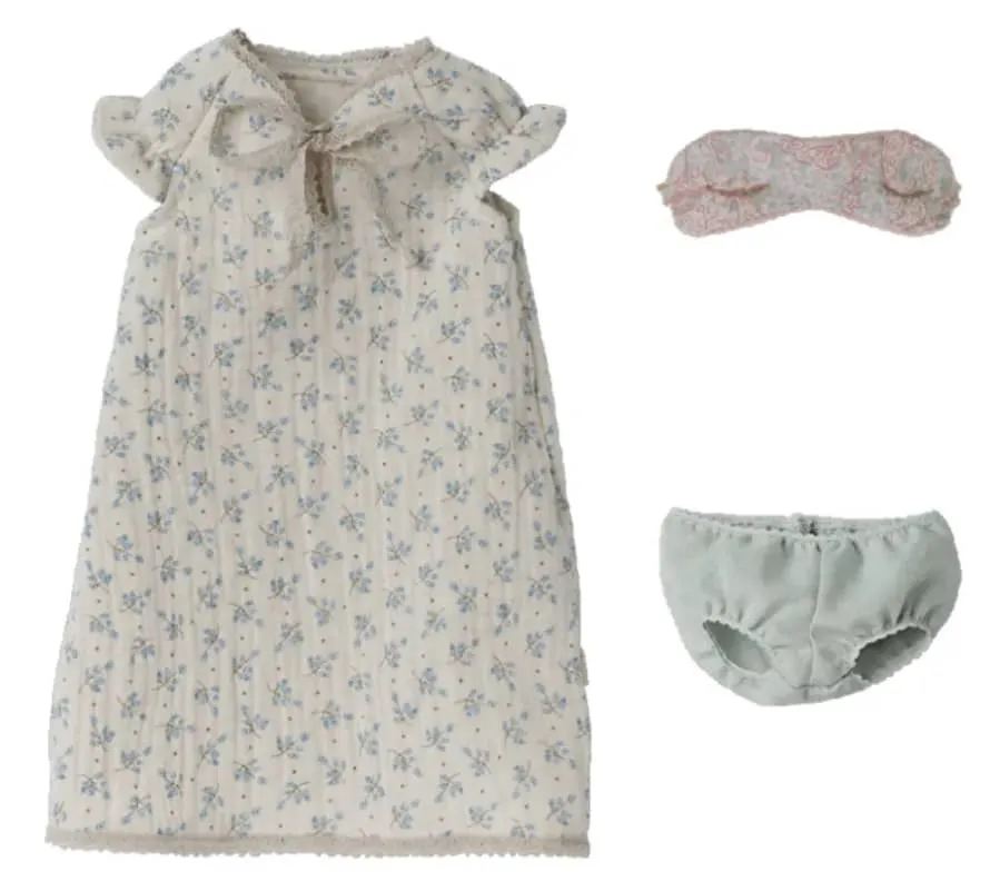maileg maxi mouse, nightgown
