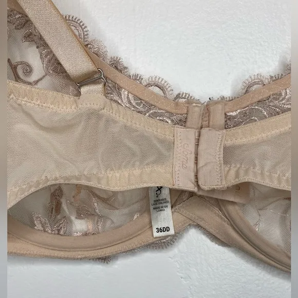 NWOT Soma Sensuous Lace embroidered Unlined Underwire bra Champagne Size…