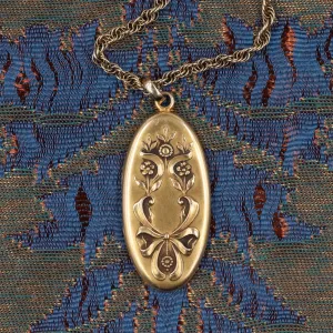 Ornate Victorian Oval Locket c. 1880s