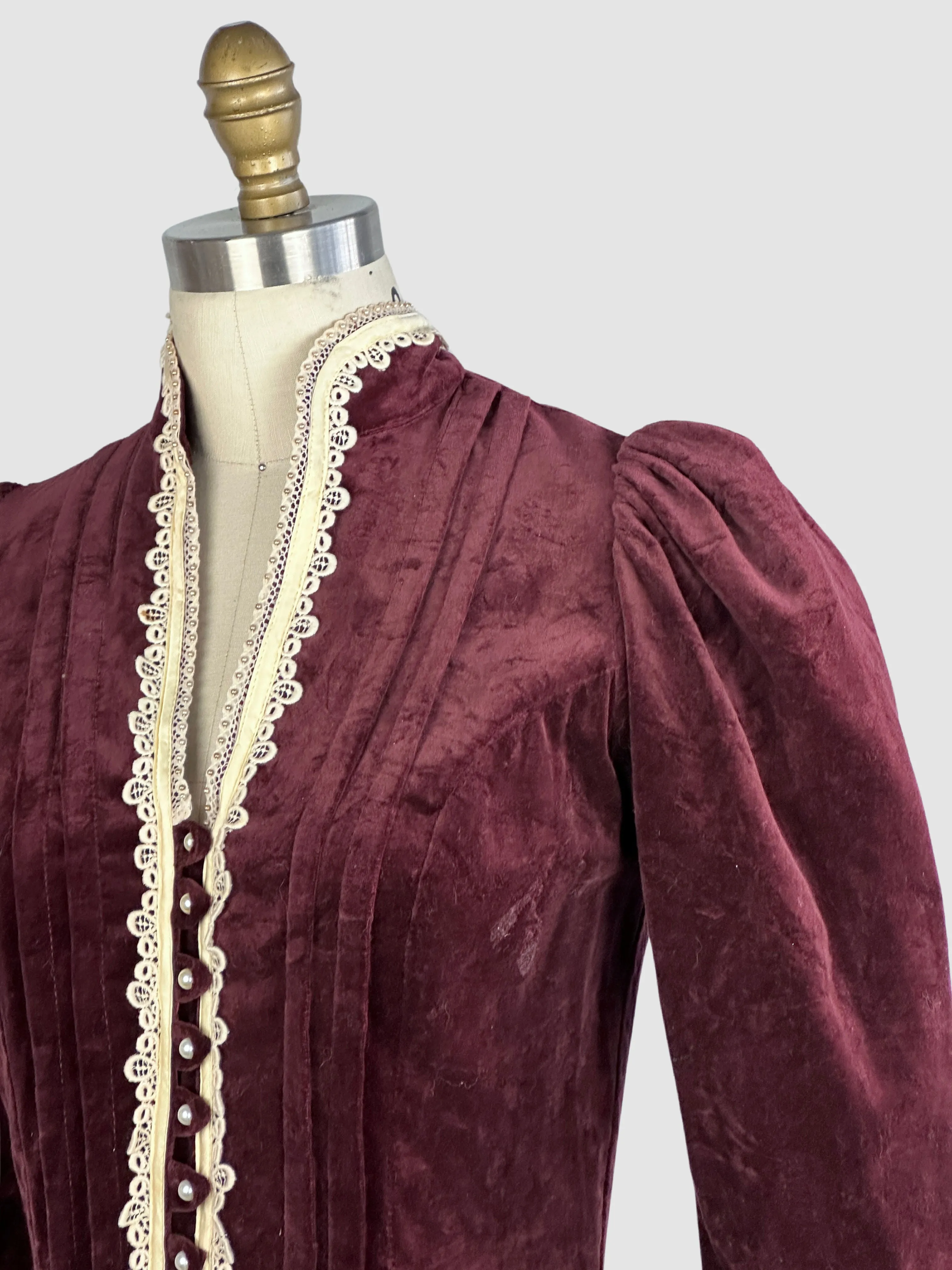 PRAIRIE TALE 70s Gunne Sax Victorian Style Velveteen Dress •  Small