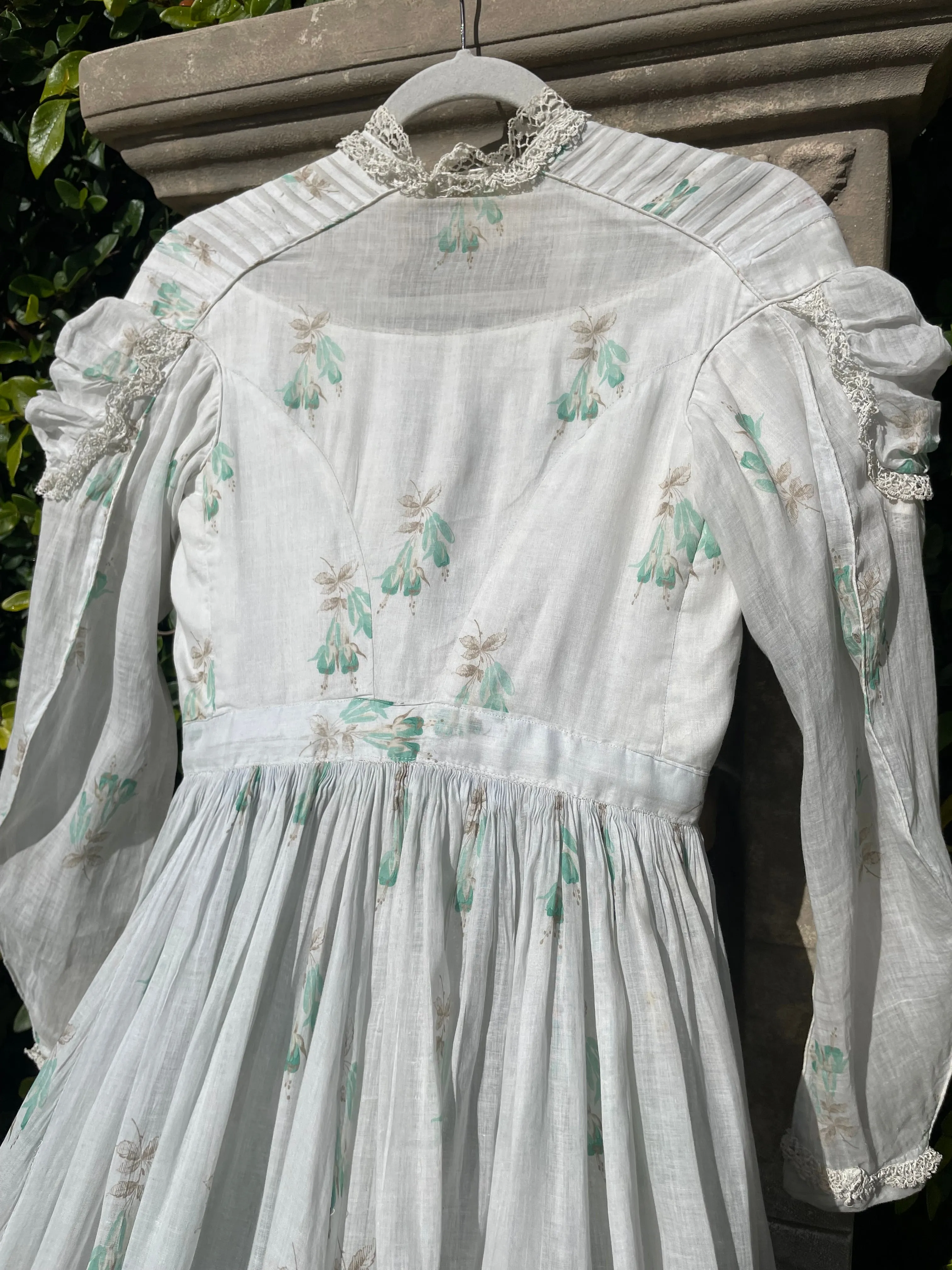 Rare Civil War Era Fine Printed Muslin Afternoon Dress