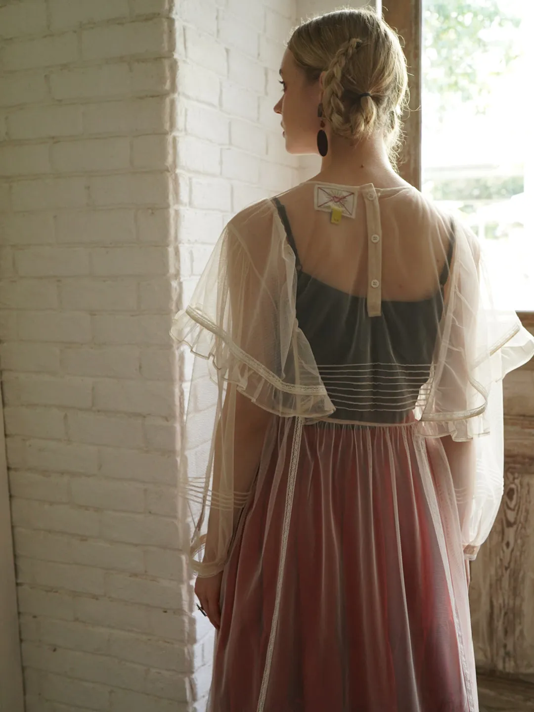 Unlogical Poem Victorian Style Velvet Paper-cut Patch Embroidered Dress
