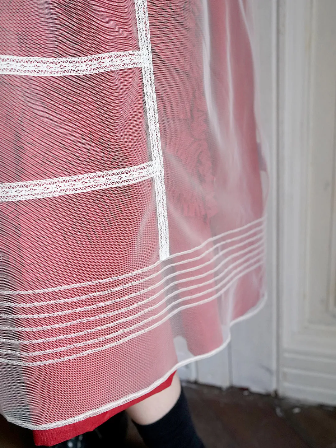 Unlogical Poem Victorian Style Velvet Paper-cut Patch Embroidered Dress