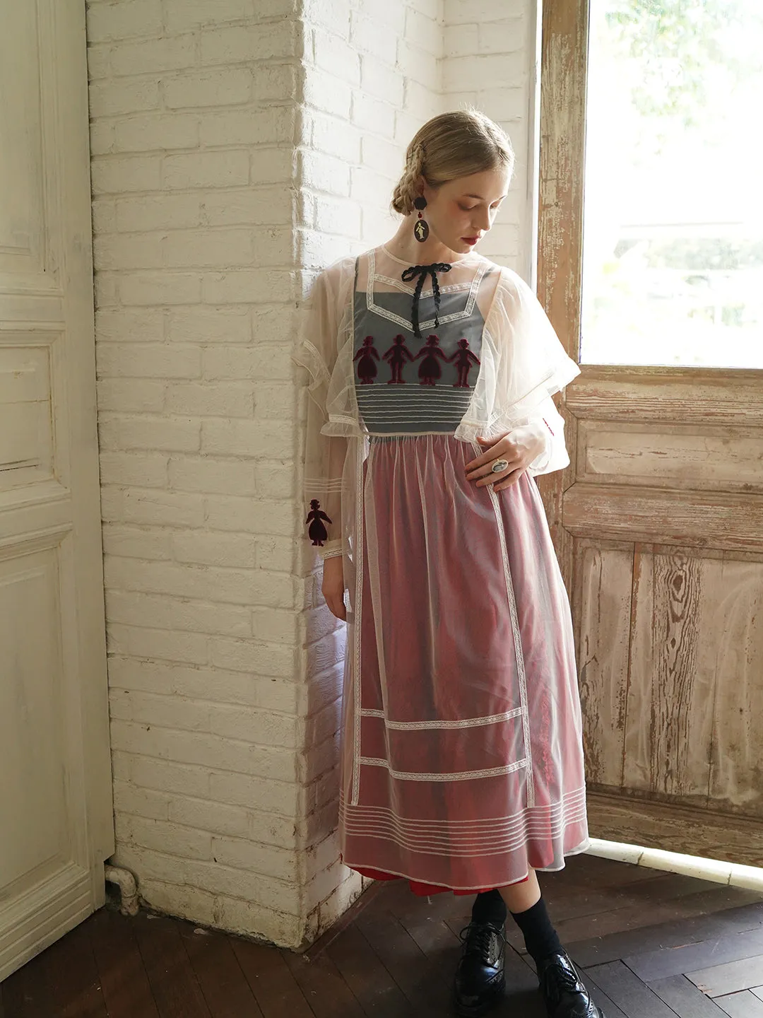 Unlogical Poem Victorian Style Velvet Paper-cut Patch Embroidered Dress