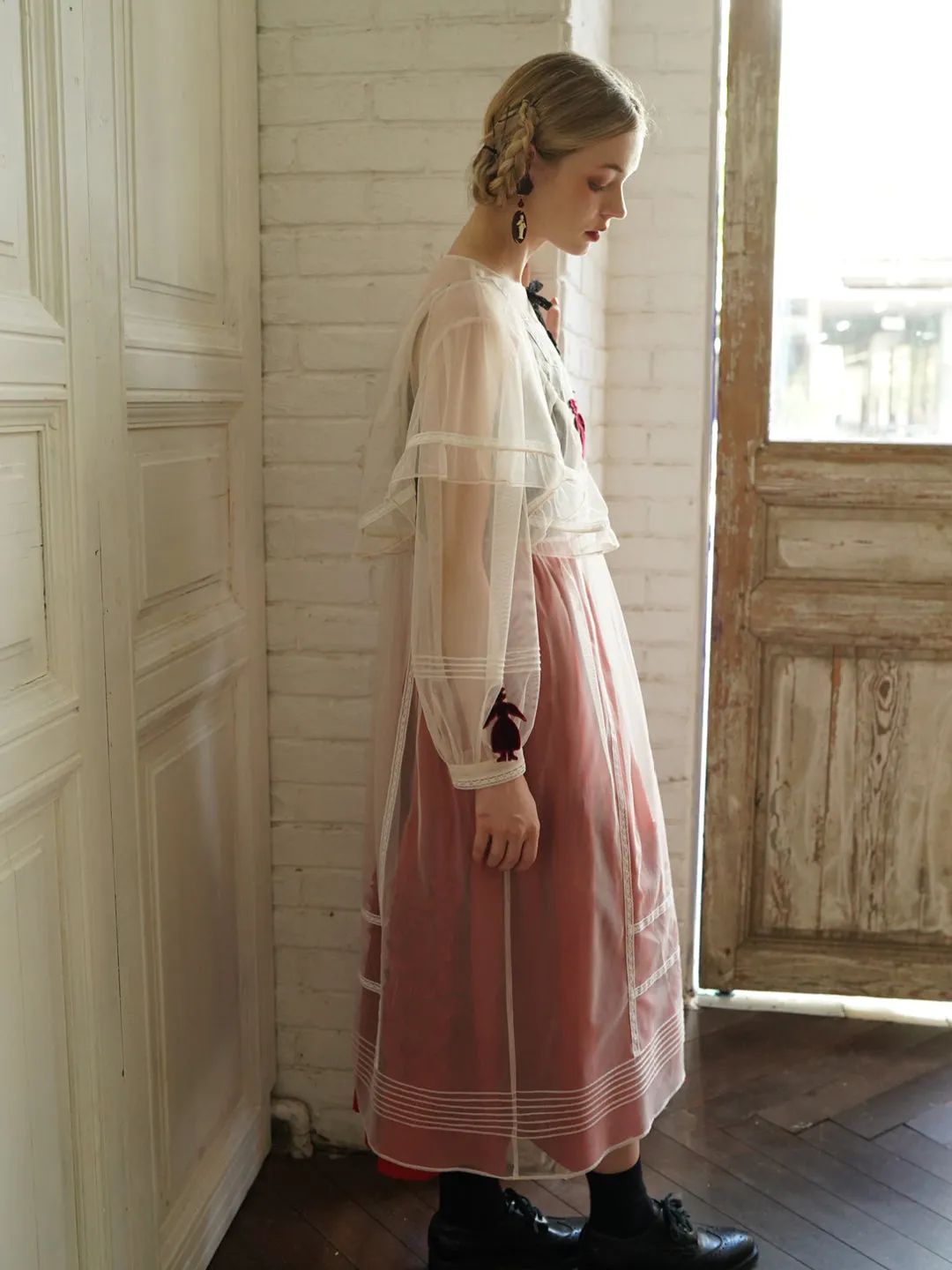 Unlogical Poem Victorian Style Velvet Paper-cut Patch Embroidered Dress