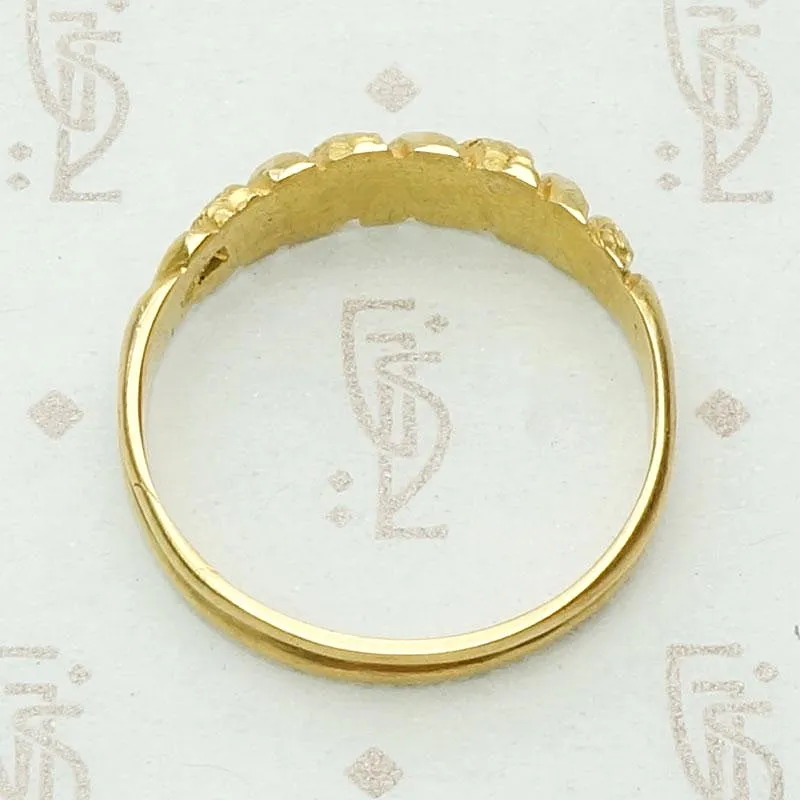 Unusual Twisted Gold Band with Flowers & Facets