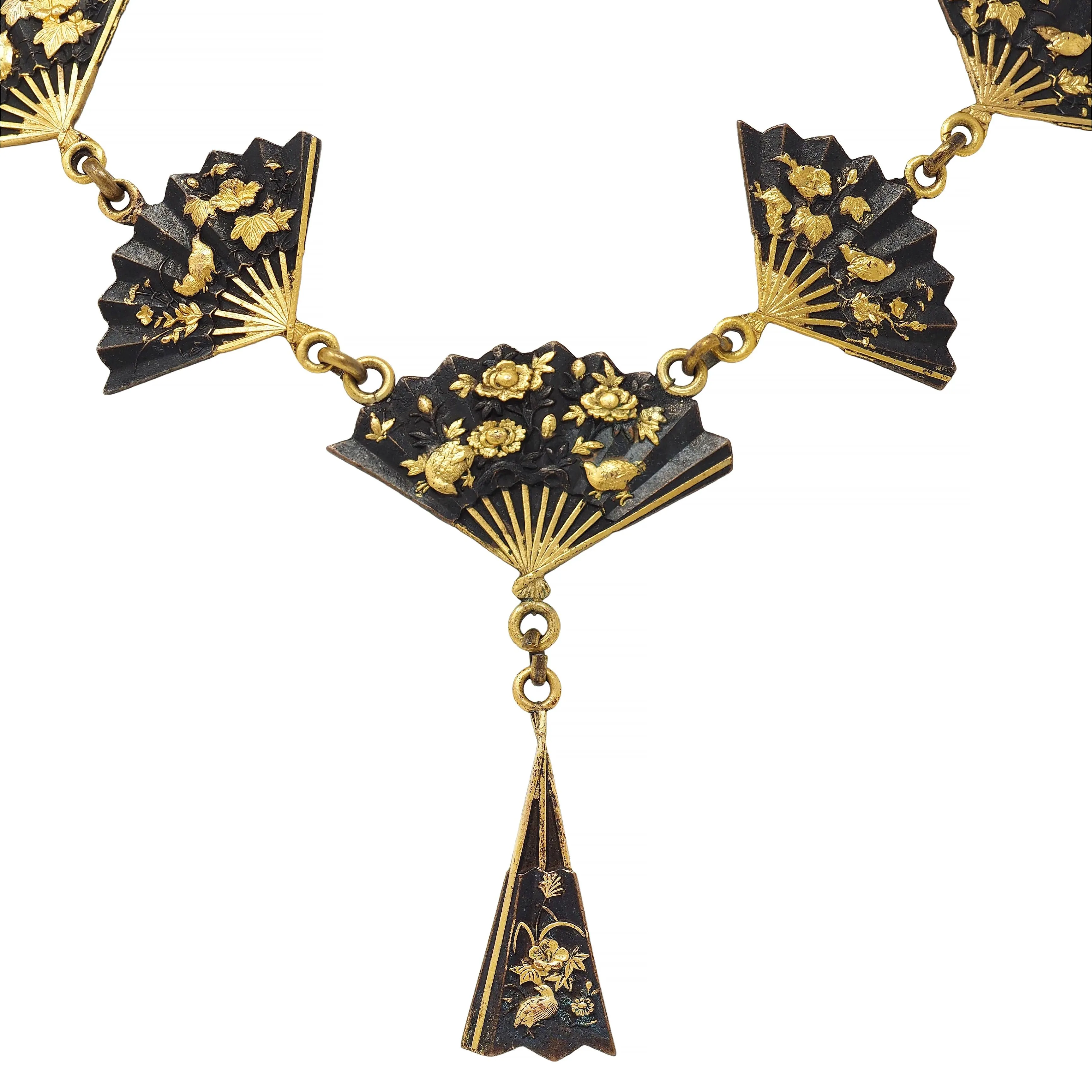 Victorian Shakudo 14 Karat Yellow Gold Antique Japanese Fan Link Sautoir Necklace