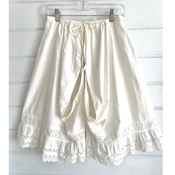 Vintage VICTORIAN Ivory Cotton Split Bloomers Pantaloons with Eyelet Lace Trim-M