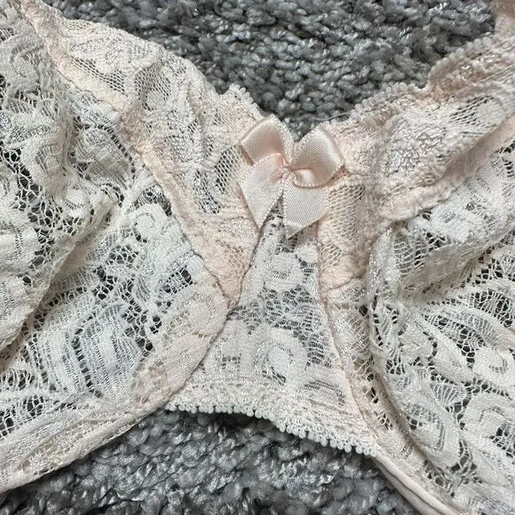Warner’s Blanche VTG Bras Lot of 3 Size 34D Cream Pink Red Lace Bow