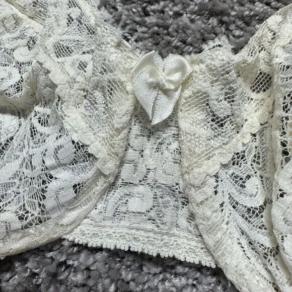 Warner’s Blanche VTG Bras Lot of 3 Size 34D Cream Pink Red Lace Bow